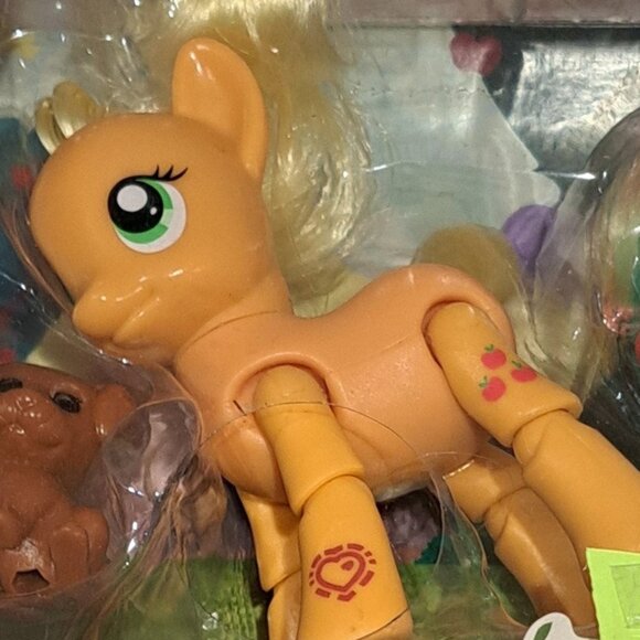 Applejack Applebucking my little pony fim g4 toy NIB - Picture 2 of 5